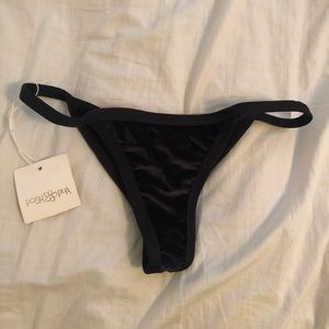 POSH PUA Kainalu Velveit Bottom